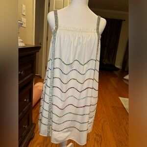 QUEEN OF SPARKLES Size medium NWOT